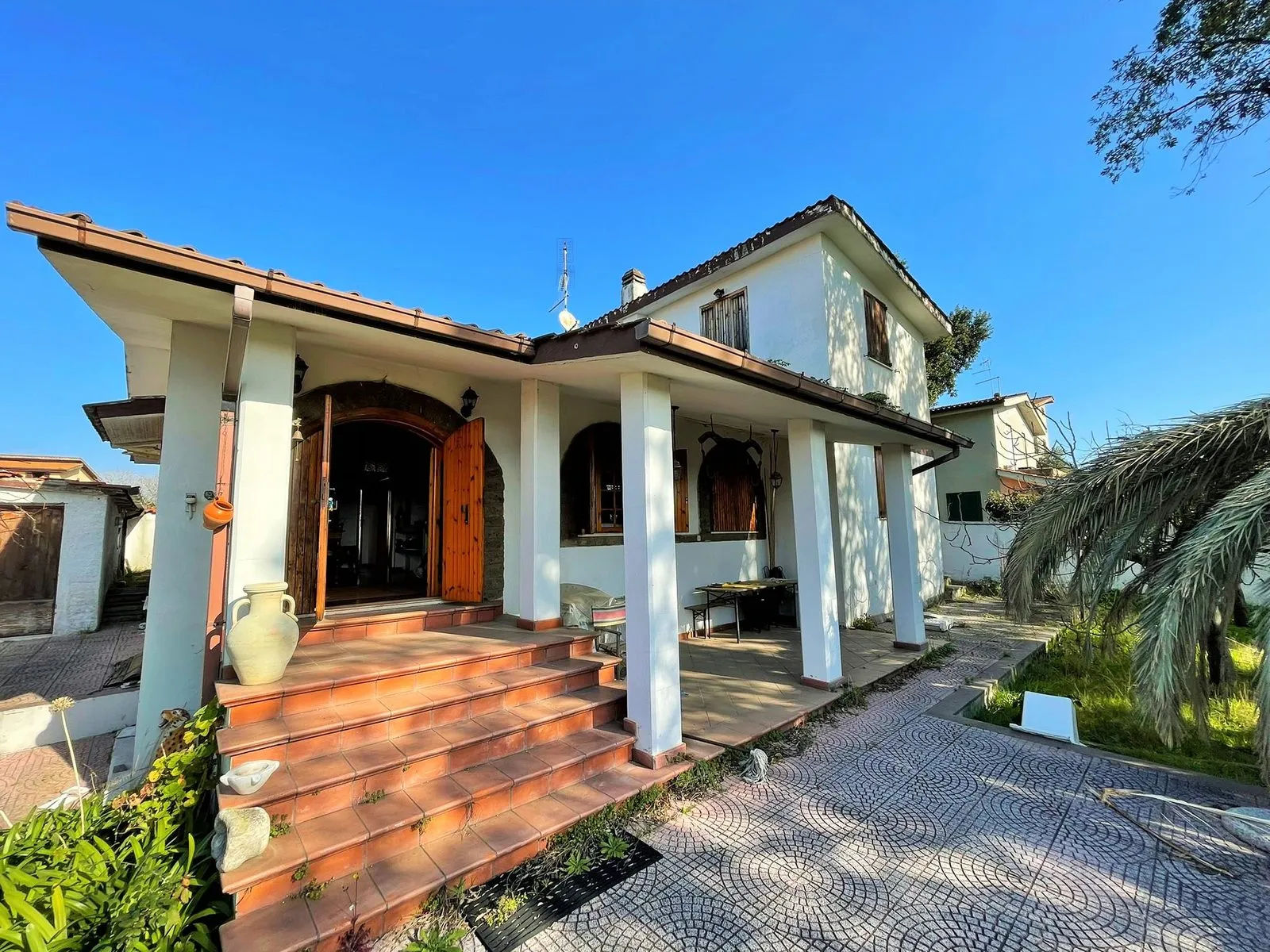 Villa unifamiliare di 150 mq a Aprilia, La Cogna, vista principale